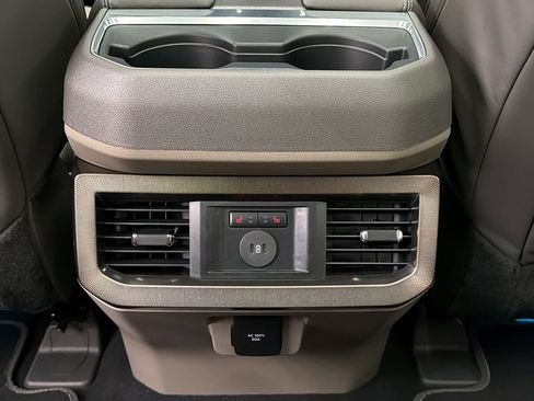 Used 2026 Ford F450 Platinum w/ Platinum Plus Package AWD/4WD image 40