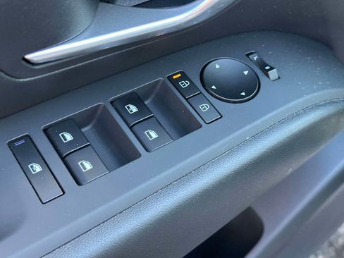 Certified 2026 Hyundai Tucson SE image 18