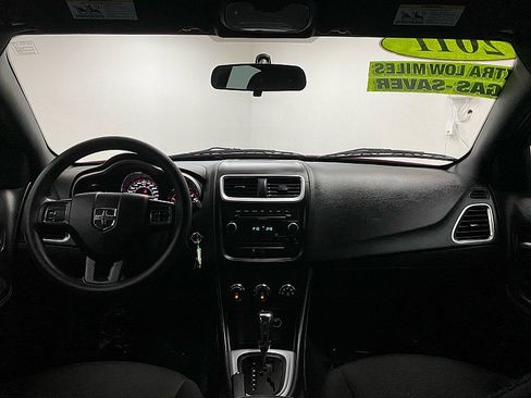 Used 2011 Dodge Avenger Express image 21