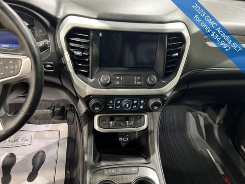 Used 2023 GMC Acadia SLT w/ Preferred Package image 14