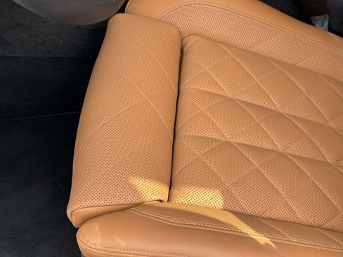 Used 2025 BMW X7 xDrive40i w/ Executive Package image 69