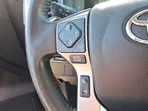 Certified 2017 Toyota Tacoma SR5 image 24