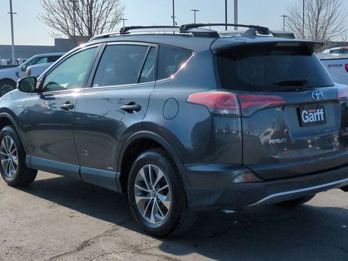 Used 2017 Toyota RAV4 XLE image 8