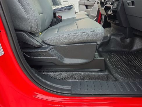 New 2026 Ford F550 4x4 Regular Cab Super Duty image 26