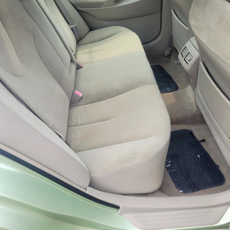 Used 2007 Toyota Camry Hybrid FWD image 25