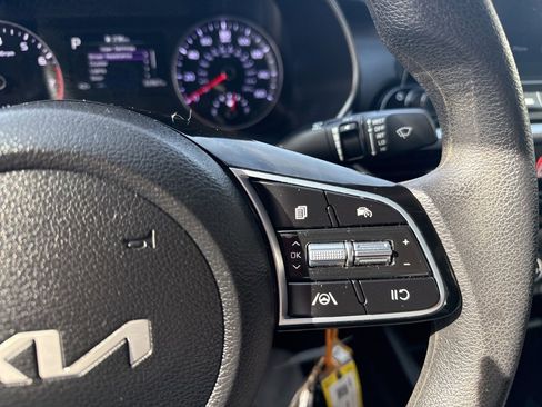 Certified 2023 Kia Forte LXS image 15