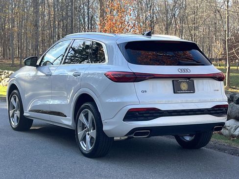 Used 2025 Audi Q5 Premium Plus w/ Premium Plus image 23