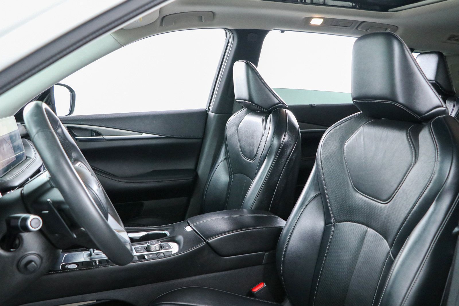 Used 2023 INFINITI QX60 Luxe w/ Cargo Package AWD/4WD image 24