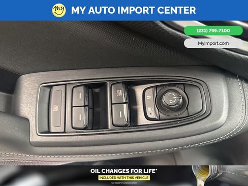 Used 2021 Subaru Forester AWD/4WD image 11