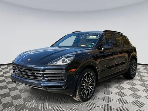 Used 2021 Porsche Cayenne image 5