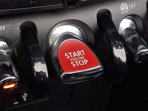 Certified 2024 MINI Cooper S image 24