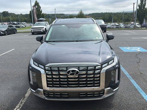 Used 2023 Hyundai Palisade Calligraphy AWD/4WD image 3