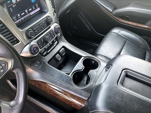 Used 2018 Chevrolet Tahoe LT AWD/4WD image 16