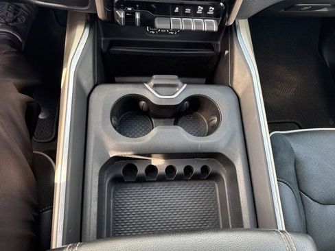 Used 2020 RAM 1500 Laramie image 14