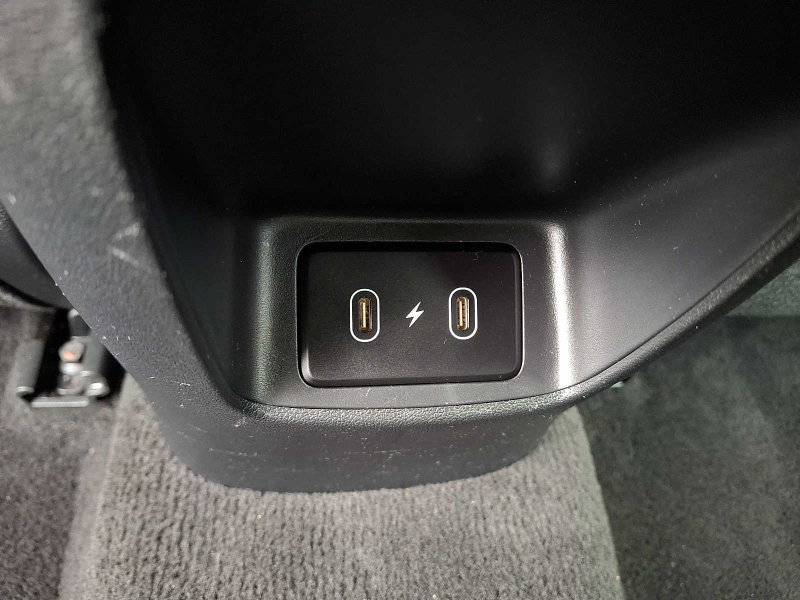 Used 2024 Hyundai Elantra Limited FWD image 11