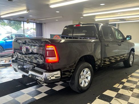 Used 2023 RAM 1500 Laramie AWD/4WD image 18