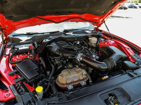 Used 2017 Ford Mustang Coupe RWD image 40