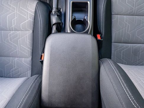 Used 2022 Toyota Tacoma TRD Sport image 24