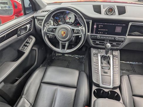 Used 2021 Porsche Macan S w/ Premium Package Plus image 7