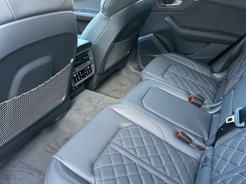 New 2026 Audi SQ8 Premium Plus image 11