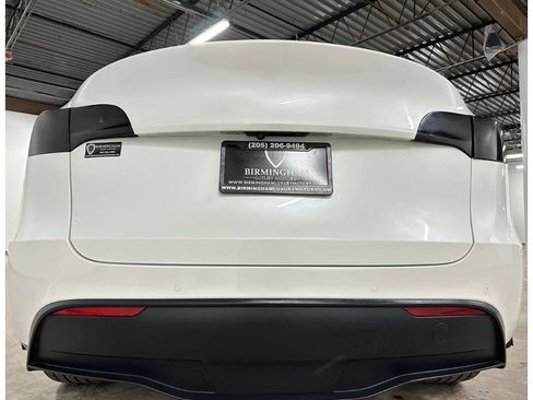 Used 2021 Tesla Model Y Long Range image 14