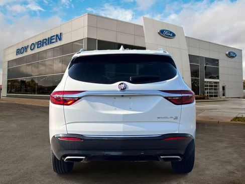 Used 2019 Buick Enclave Essence AWD/4WD image 4