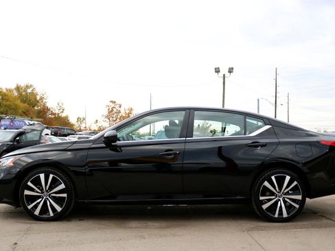 Used 2021 Nissan Altima 2.5 SR image 15