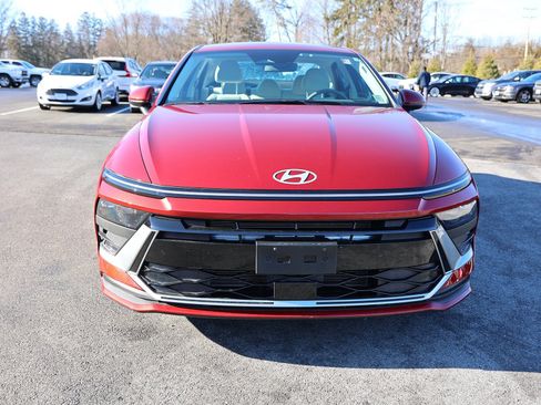 Certified 2025 Hyundai Sonata SE image 2