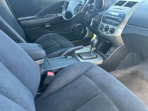 Used 2003 Nissan Altima 3.5 SE image 6