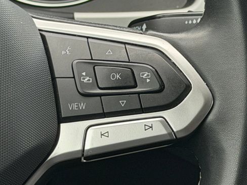 Used 2021 Volkswagen Atlas SE FWD image 25