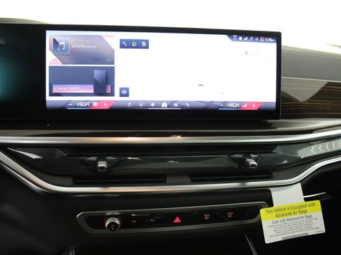 New 2026 BMW X5 xDrive40i w/ M Sport Package image 26