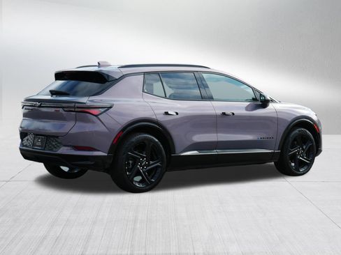 Used 2024 Chevrolet Equinox EV RS image 6