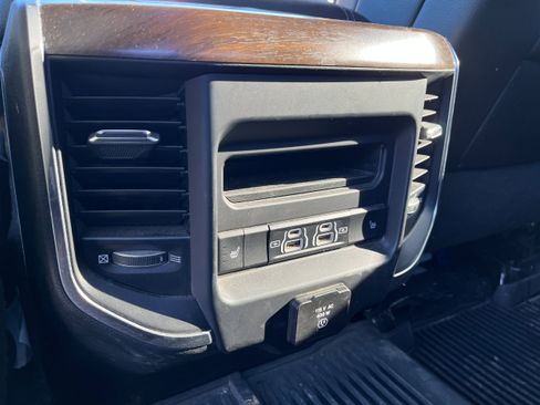 Used 2022 RAM 2500 Laramie image 12