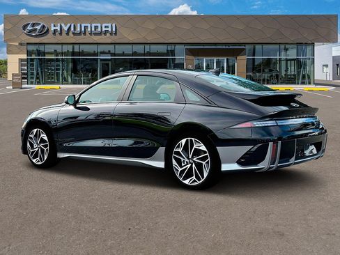 New 2025 Hyundai Ioniq 6 SEL AWD/4WD image 4