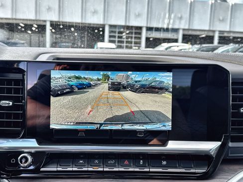 New 2026 GMC Sierra 1500 SLT w/ SLT Premium Package image 19