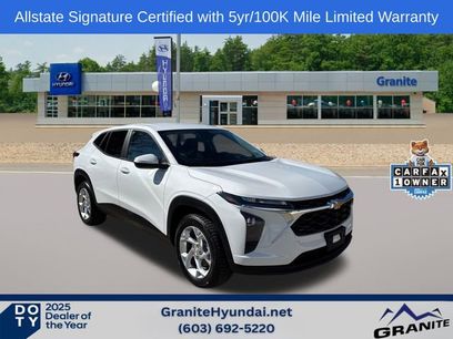 Used 2024 Chevrolet Trax LS w/ LS Convenience Package