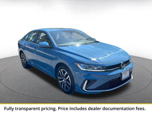 Used 2025 Volkswagen Jetta SE FWD image 1