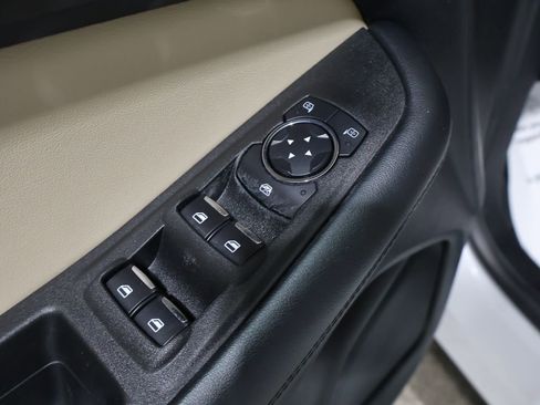 Used 2024 Ford Edge SEL image 14