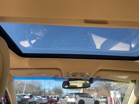 Used 2018 Toyota Avalon XLE Premium w/ Carpet Mat Package FWD image 25