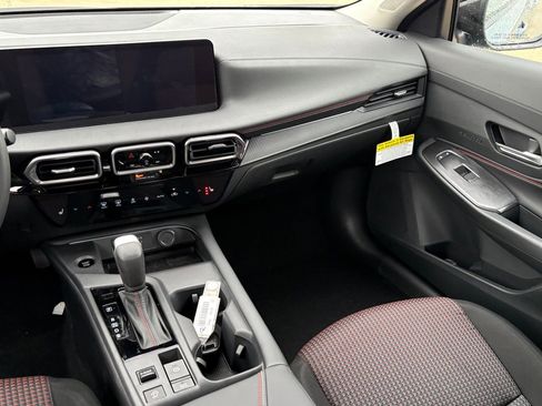 New 2026 Nissan Sentra SR image 13