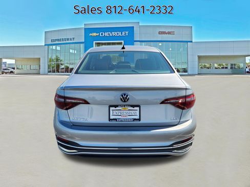 Used 2022 Volkswagen Jetta SEL FWD image 6