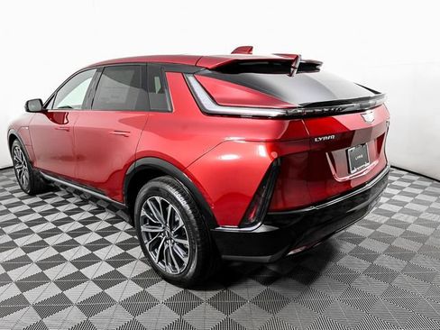 New 2025 Cadillac Lyriq Sport image 27