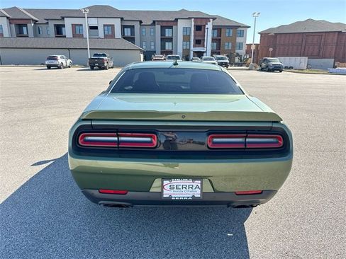 Used 2019 Dodge Challenger R/T w/ Driver Convenience Group image 12