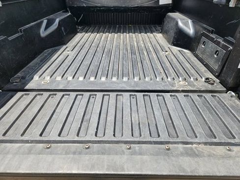 Used 2022 Toyota Tacoma SR5 RWD image 33