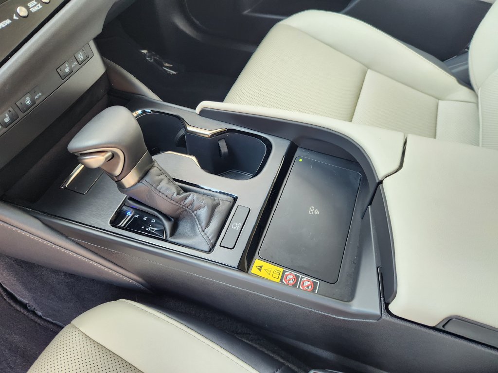Certified 2025 Lexus ES 350 w/ Premium Package FWD image 19