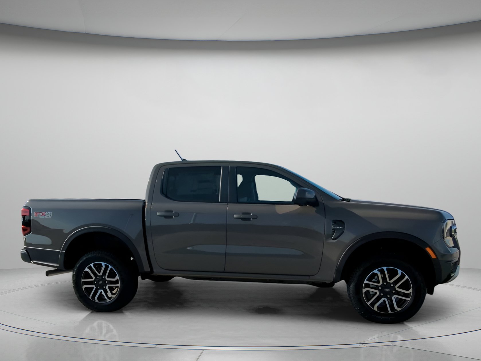 New 2026 Ford Ranger Lariat w/ FX4 Off-Road Package AWD/4WD image 36