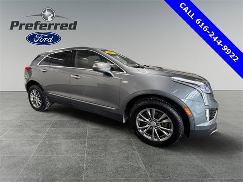 Used 2021 Cadillac XT5 Premium Luxury image 1