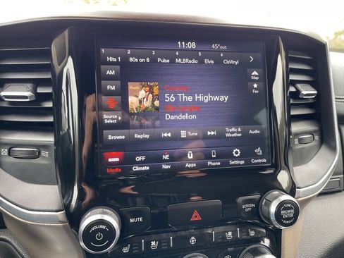 Used 2021 RAM 1500 Laramie image 10