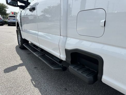 New 2026 Ford F250 XL w/ XL Driver Assist Package RWD image 8