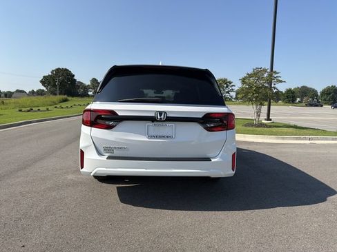 New 2026 Honda Odyssey EX-L image 4